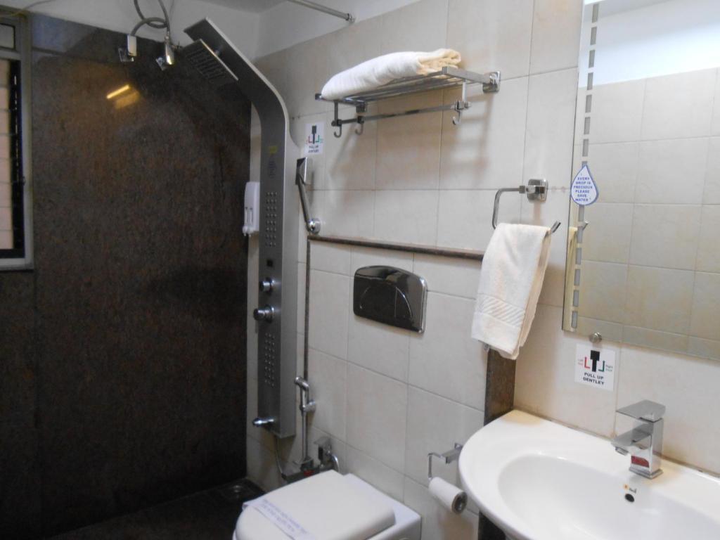 Hotel Sudesh Tower 3*